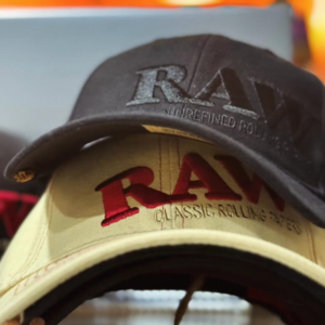 GORRA RAW